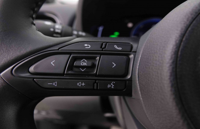 TOYOTA_TOYOTA_YARISCROSS_2550691_16.jpg TOYOTA_TOYOTA_YARISCROSS_2550691_16.jpg