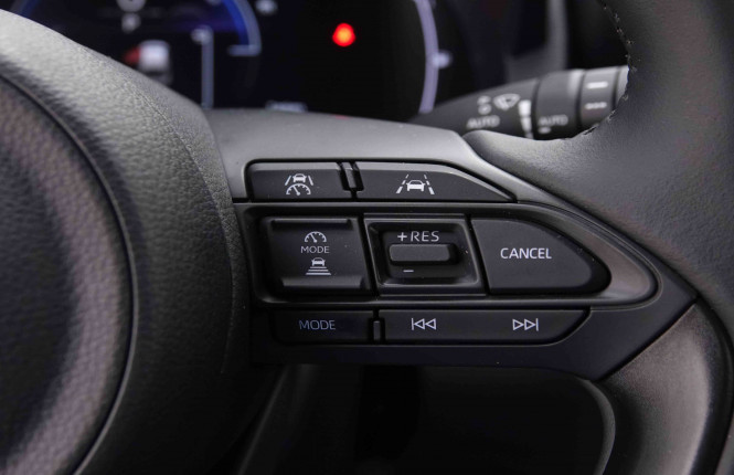 TOYOTA_TOYOTA_YARISCROSS_2550903_17.jpg TOYOTA_TOYOTA_YARISCROSS_2550903_17.jpg