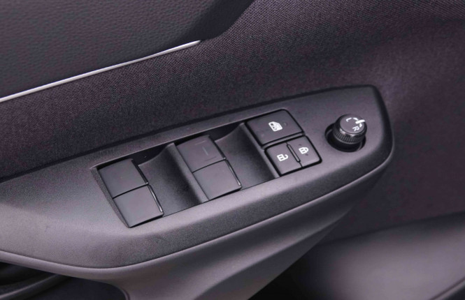 TOYOTA_TOYOTA_YARISCROSS_2551534_18.jpg TOYOTA_TOYOTA_YARISCROSS_2551534_18.jpg