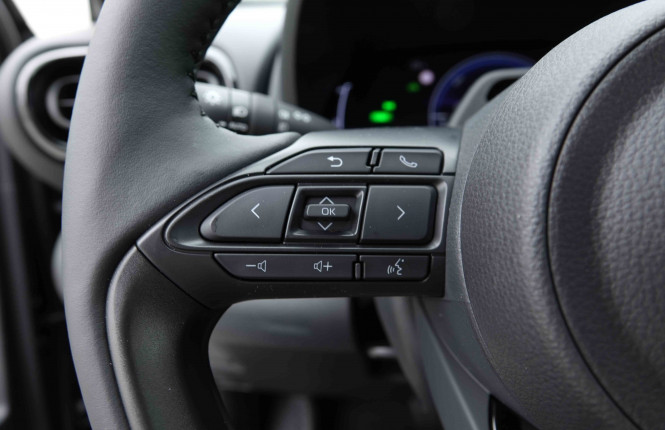 TOYOTA_TOYOTA_YARISCROSS_2654217_17.jpg