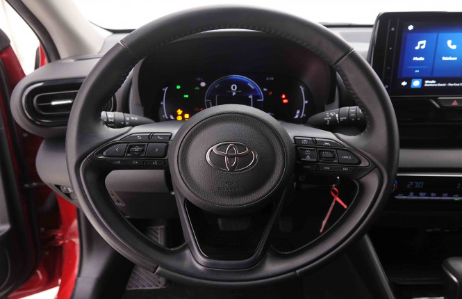 TOYOTA_TOYOTA_YARIS_2550920_8.jpg