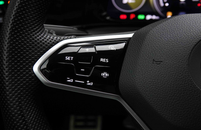 VOLKSWAGEN_VOLKSWAGEN_GOLF GTE_2551052_19.jpg VOLKSWAGEN_VOLKSWAGEN_GOLF GTE_2551052_19.jpg