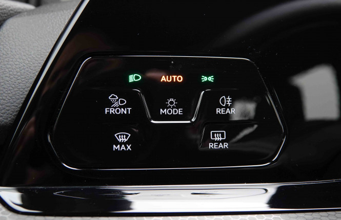 VOLKSWAGEN_VOLKSWAGEN_GOLF GTE_2551052_21.jpg VOLKSWAGEN_VOLKSWAGEN_GOLF GTE_2551052_21.jpg