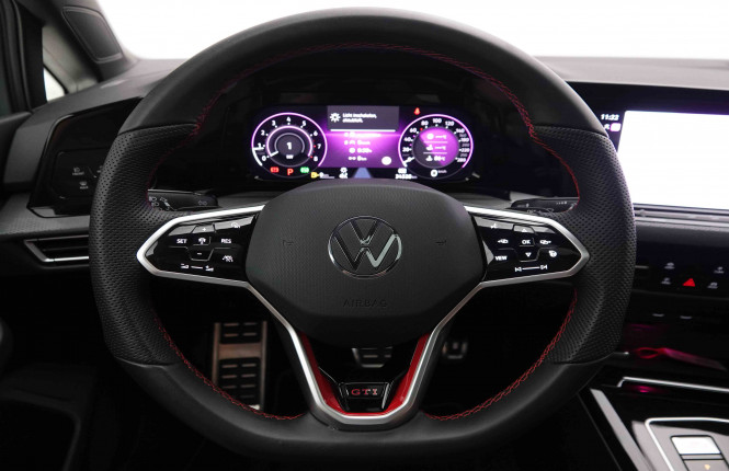 VOLKSWAGEN_VOLKSWAGEN_GOLF GTI_2549349_9.jpg