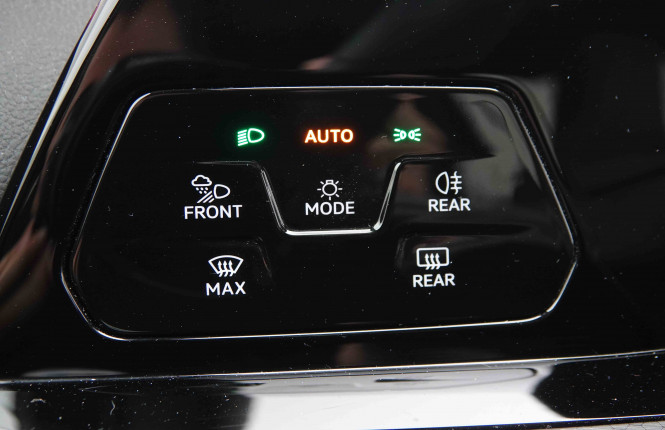 VOLKSWAGEN_VOLKSWAGEN_GOLF GTI_2549356_10.jpg VOLKSWAGEN_VOLKSWAGEN_GOLF GTI_2549356_10.jpg