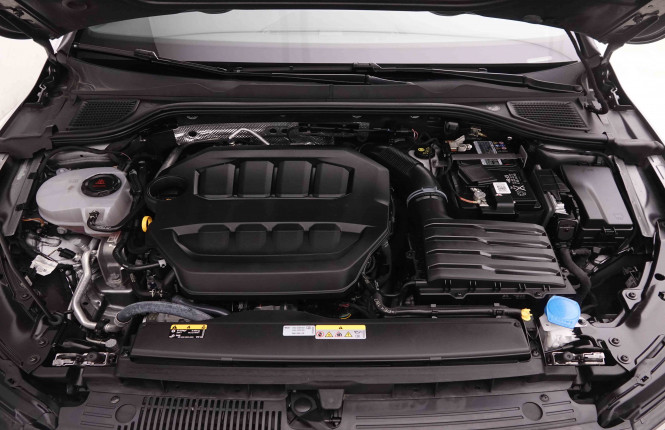 VOLKSWAGEN_VOLKSWAGEN_GOLF GTI_2549819_27.jpg