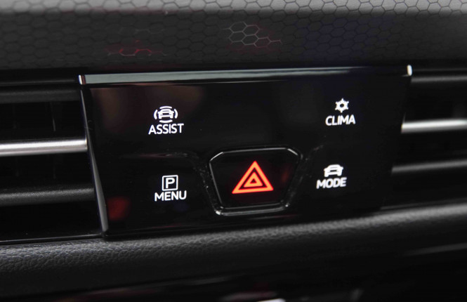 VOLKSWAGEN_VOLKSWAGEN_GOLF GTI_2550137_18.jpg