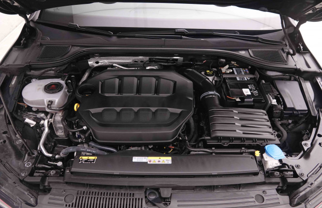VOLKSWAGEN_VOLKSWAGEN_GOLF GTI_2550137_28.jpg