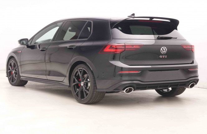 VOLKSWAGEN_VOLKSWAGEN_GOLF GTI_2550137_33.jpg