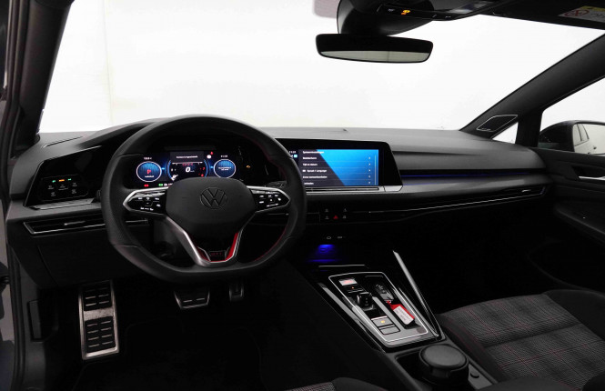 VOLKSWAGEN_VOLKSWAGEN_GOLF GTI_2652847_7.jpg