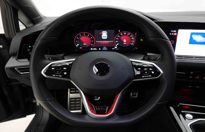 VOLKSWAGEN_VOLKSWAGEN_GOLF GTI_2653510_8.jpg