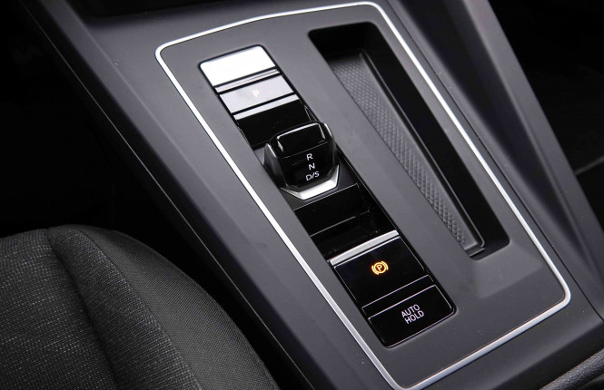 VOLKSWAGEN_VOLKSWAGEN_GOLF_2548873_15.jpg