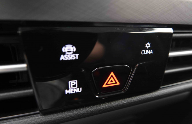 VOLKSWAGEN_VOLKSWAGEN_GOLF_2549888_16.jpg
