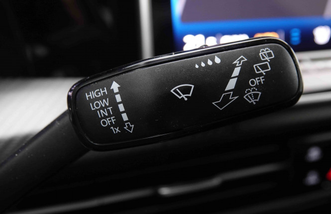 VOLKSWAGEN_VOLKSWAGEN_GOLF_2550243_20.jpg