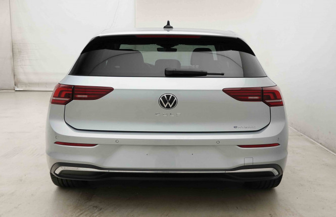 VOLKSWAGEN_VOLKSWAGEN_GOLF_2653837_29.jpg