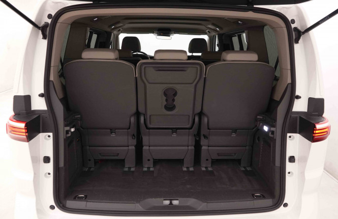 VOLKSWAGEN_VOLKSWAGEN_MULTIVAN_2550194_5.jpg