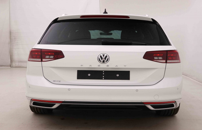 VOLKSWAGEN_VOLKSWAGEN_PASSATVAR_2548432_35.jpg