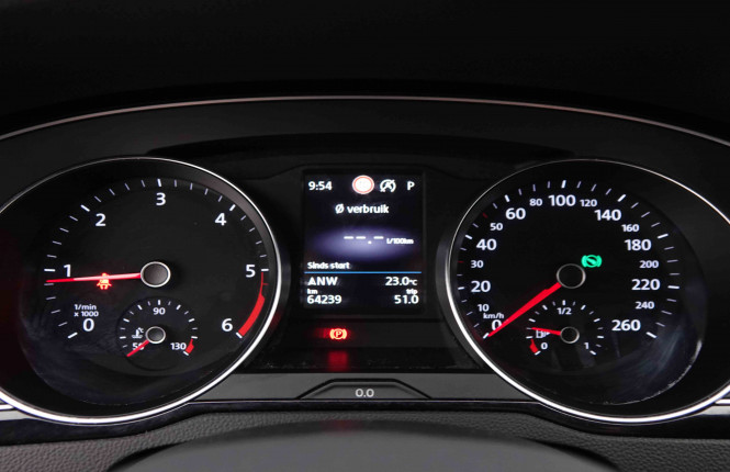 VOLKSWAGEN_VOLKSWAGEN_PASSATVAR_2548992_18.jpg