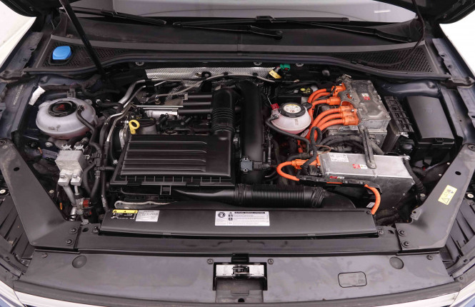 VOLKSWAGEN_VOLKSWAGEN_PASSATVAR_2550193_28.jpg