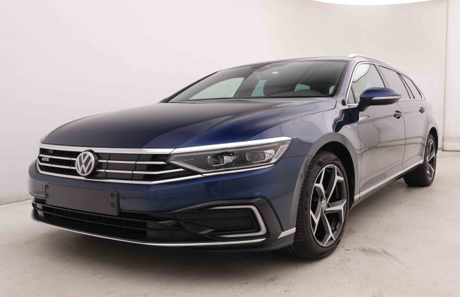 VOLKSWAGEN_VOLKSWAGEN_PASSATVAR_2550193_30.jpg