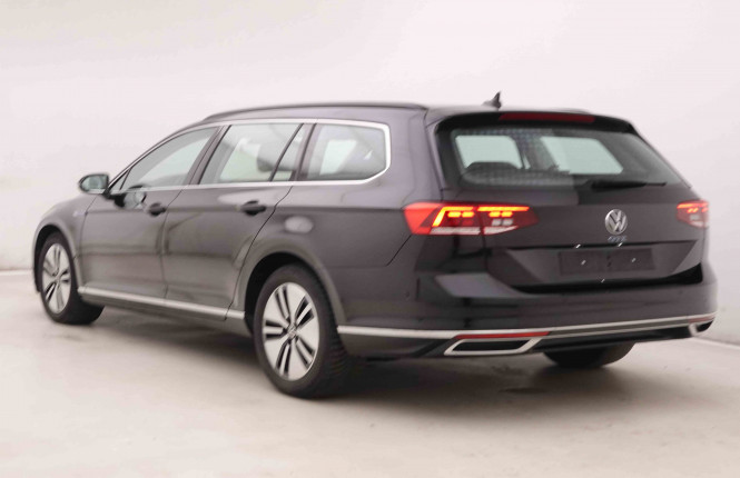 VOLKSWAGEN_VOLKSWAGEN_PASSATVAR_2550828_24.jpg VOLKSWAGEN_VOLKSWAGEN_PASSATVAR_2550828_24.jpg