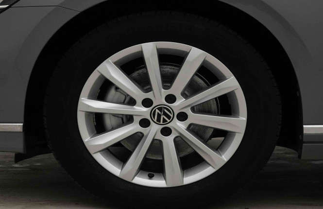 VOLKSWAGEN_VOLKSWAGEN_PASSATVAR_2653553_20.jpg