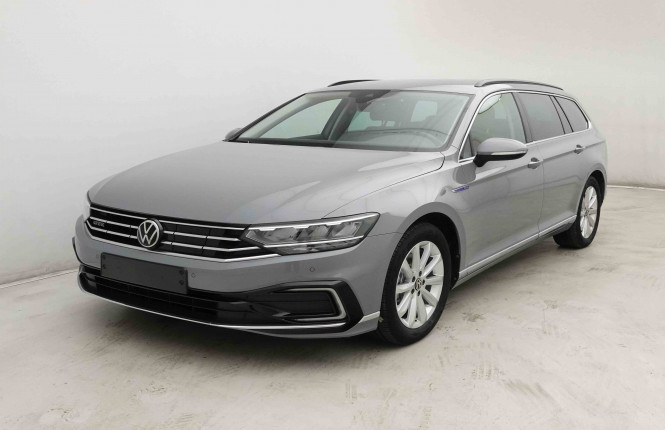 VOLKSWAGEN_VOLKSWAGEN_PASSATVAR_2653553_23.jpg