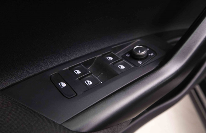 VOLKSWAGEN_VOLKSWAGEN_POLO GTI_2550518_21.jpg VOLKSWAGEN_VOLKSWAGEN_POLO GTI_2550518_21.jpg