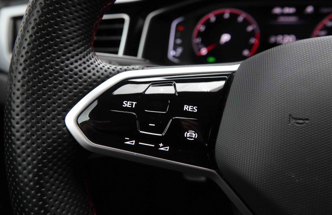 VOLKSWAGEN_VOLKSWAGEN_POLO GTI_2652122_16.jpg