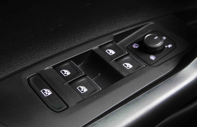 VOLKSWAGEN_VOLKSWAGEN_POLO GTI_2653215_20.jpg