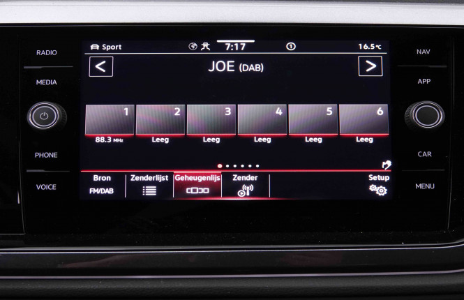 VOLKSWAGEN_VOLKSWAGEN_POLO_2548756_11.jpg