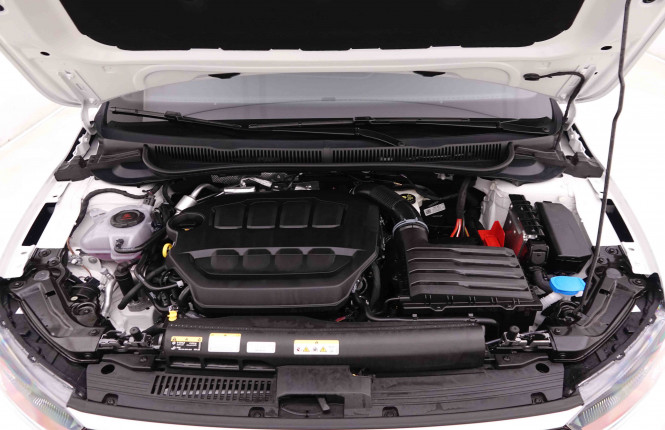 VOLKSWAGEN_VOLKSWAGEN_POLO_2548756_22.jpg
