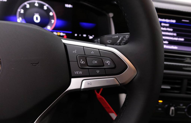 VOLKSWAGEN_VOLKSWAGEN_POLO_2548986_16.jpg