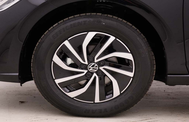 VOLKSWAGEN_VOLKSWAGEN_POLO_2548986_18.jpg