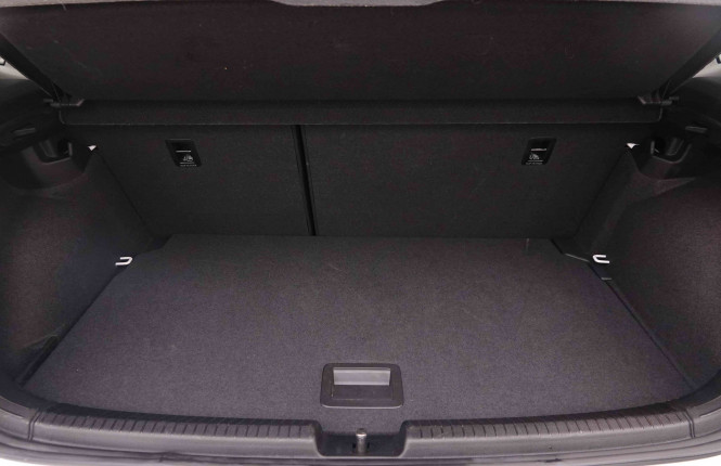 VOLKSWAGEN_VOLKSWAGEN_POLO_2551438_5.jpg