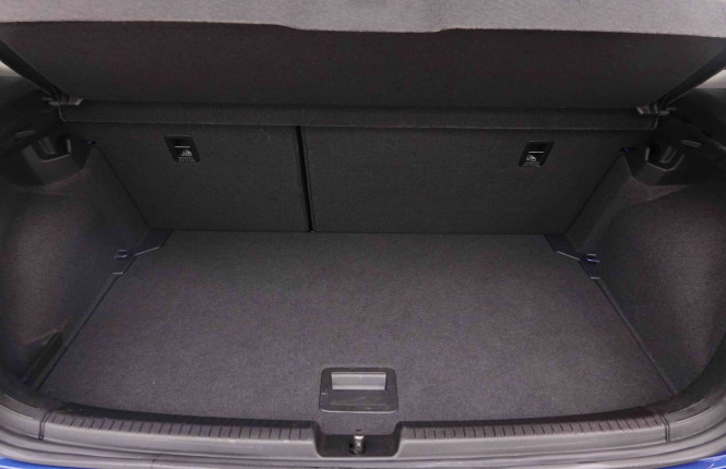 VOLKSWAGEN_VOLKSWAGEN_POLO_2551442_5.jpg VOLKSWAGEN_VOLKSWAGEN_POLO_2551442_5.jpg