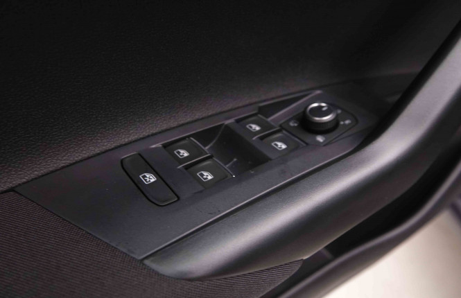 VOLKSWAGEN_VOLKSWAGEN_TAIGO_2550843_19.jpg VOLKSWAGEN_VOLKSWAGEN_TAIGO_2550843_19.jpg