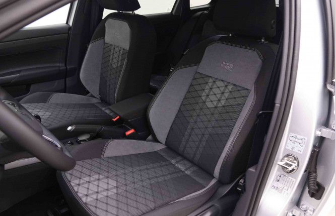 VOLKSWAGEN_VOLKSWAGEN_TAIGO_2550845_6.jpg VOLKSWAGEN_VOLKSWAGEN_TAIGO_2550845_6.jpg