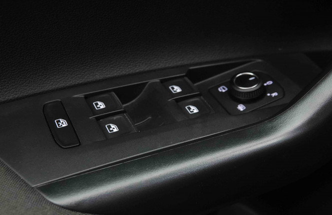 VOLKSWAGEN_VOLKSWAGEN_TAIGO_2654708_18.jpg
