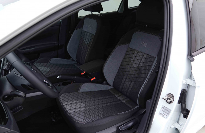 VOLKSWAGEN_VOLKSWAGEN_TAIGO_2655333_6.jpg