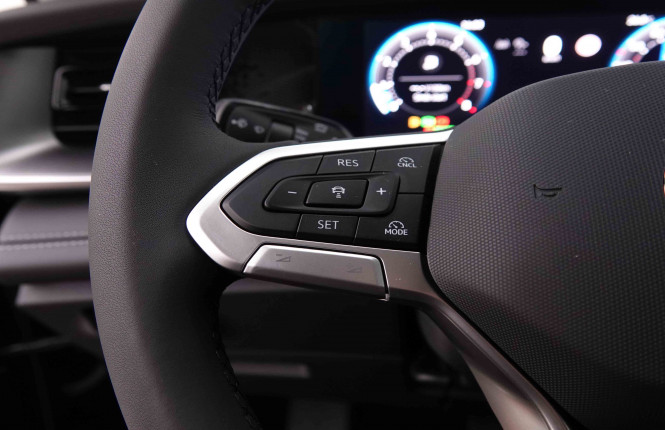 VOLKSWAGEN_VOLKSWAGEN_TAYRON_2548792_23.jpg