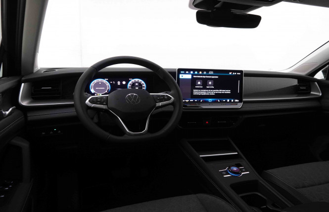 VOLKSWAGEN_VOLKSWAGEN_TAYRON_2548792_43.jpg