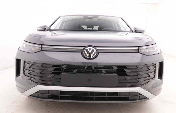 VOLKSWAGEN_VOLKSWAGEN_TAYRON_2548793_28.jpg