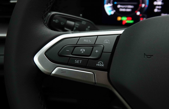 VOLKSWAGEN_VOLKSWAGEN_TAYRON_2550866_19.jpg