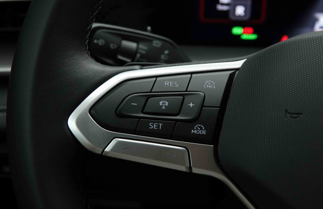 VOLKSWAGEN_VOLKSWAGEN_TAYRON_2652838_19.jpg