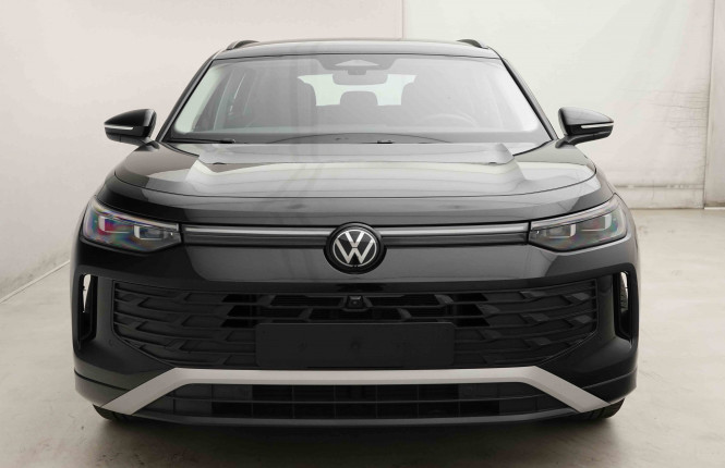 VOLKSWAGEN_VOLKSWAGEN_TAYRON_2653692_121.jpg