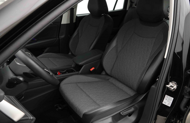 VOLKSWAGEN_VOLKSWAGEN_TAYRON_2653692_96.jpg