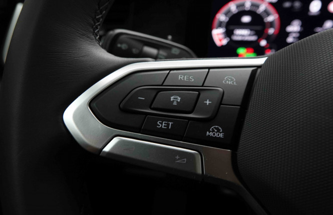 VOLKSWAGEN_VOLKSWAGEN_TAYRON_2654545_50.jpg
