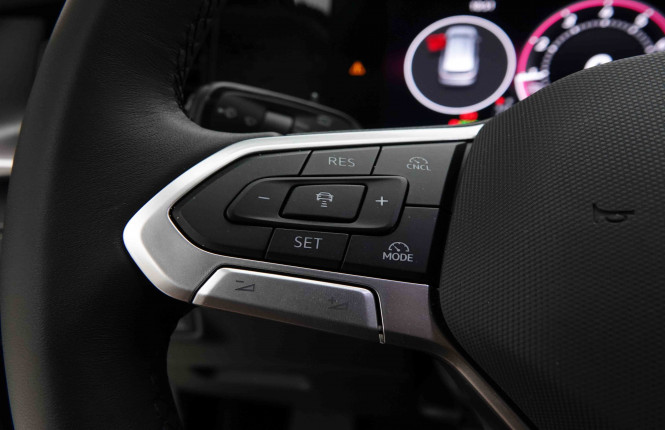 VOLKSWAGEN_VOLKSWAGEN_TAYRON_2654546_82.jpg