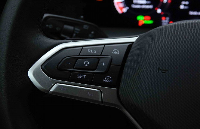 VOLKSWAGEN_VOLKSWAGEN_TAYRON_2654547_71.jpg